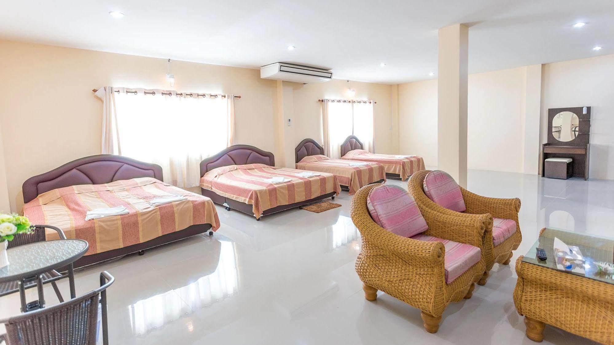 Phet Ngam Hotel Mae Sai Exterior foto